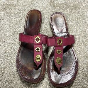 Coach thong flip flop. Magenta with grommet detailing. Women’s size 10